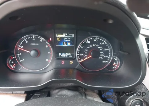 2013 Subaru Outback 2.5I Limited z USA, uszkodzony, nr VIN 4S4BRCSC5D3258912